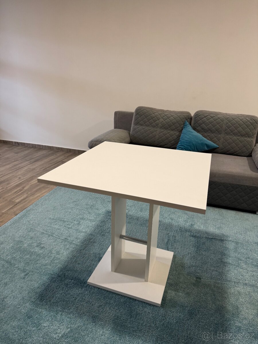 Prodám jídelní stůl - 5