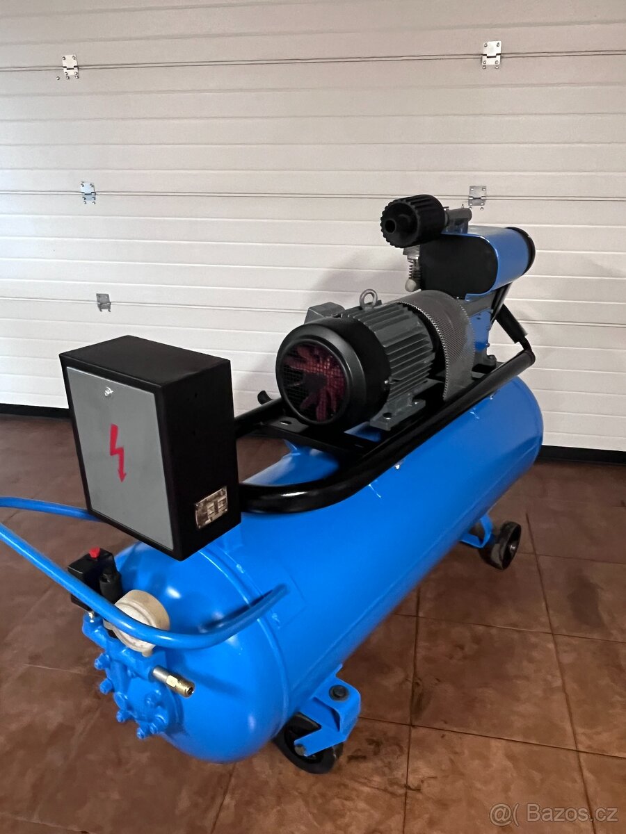 Kompresor Orlík 2JSK, 300litrů ,TOP stav - 5