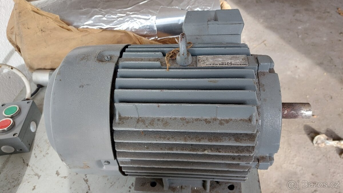 ELEKTROMOTOR, 3 ks, výroba Mohelnice - 5