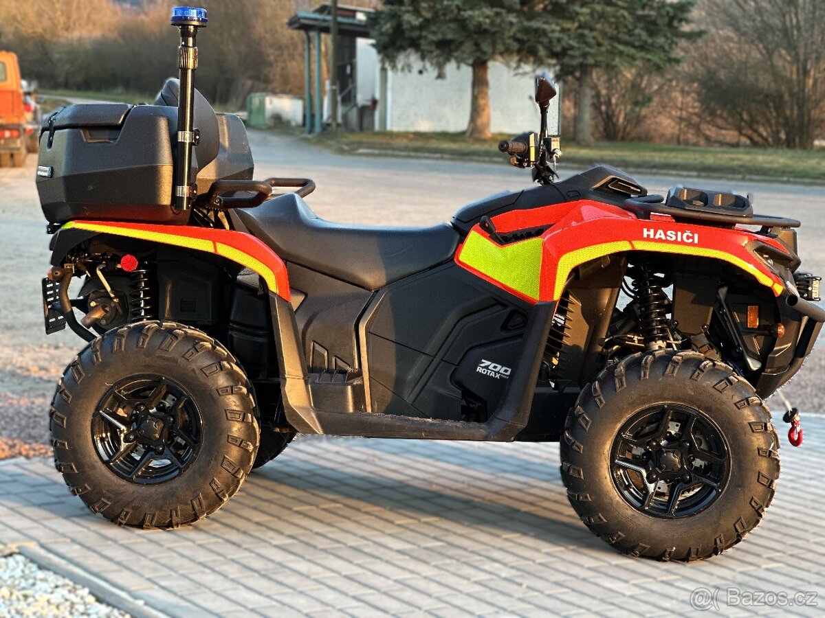 Can-am Outlander Max 700 DPS Int. MY2024 odpočet DPH AKCE