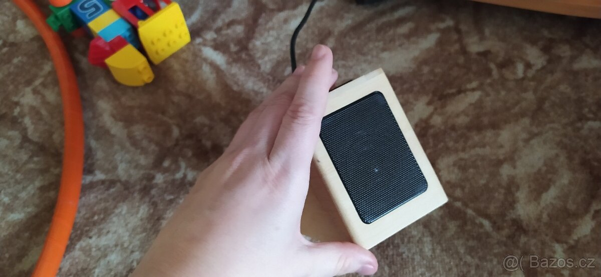 E-12_Budík s bezdrátovým nabíjením pro telefony - 5