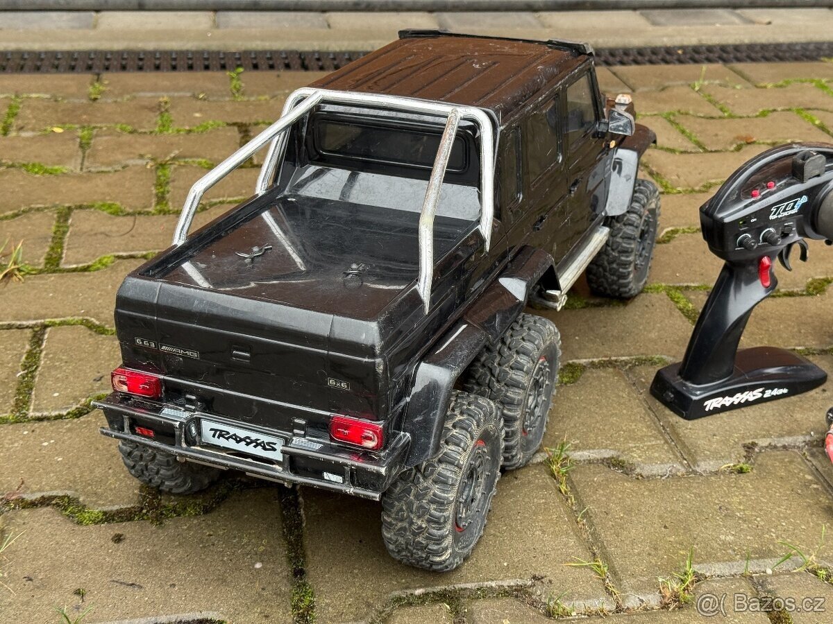Traxxas TRX-6 Mercedes G63 6x6 v tuningu - 5