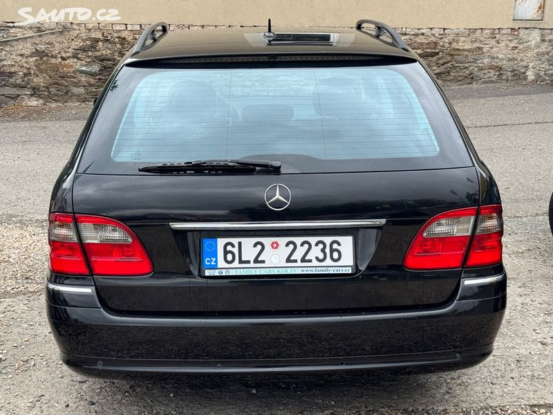 Mercedes-Benz Třídy E, 280,FACELIFT,XENONY,KŮŽE,TAŽNÉ - 5