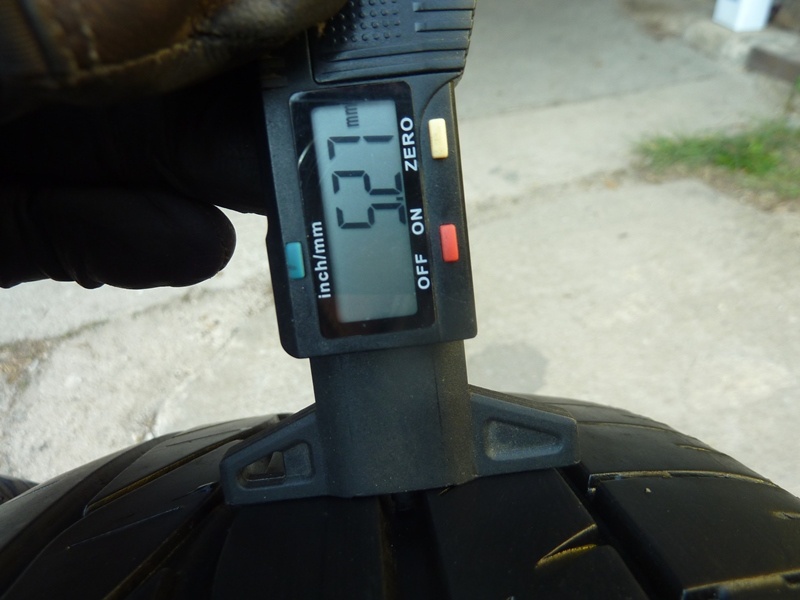 Letní Bridgestone 205/60/16 - 5