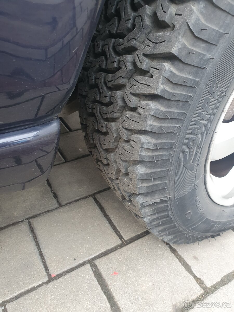 Mercedes ml original kola do terénu pneu 235/65 r17