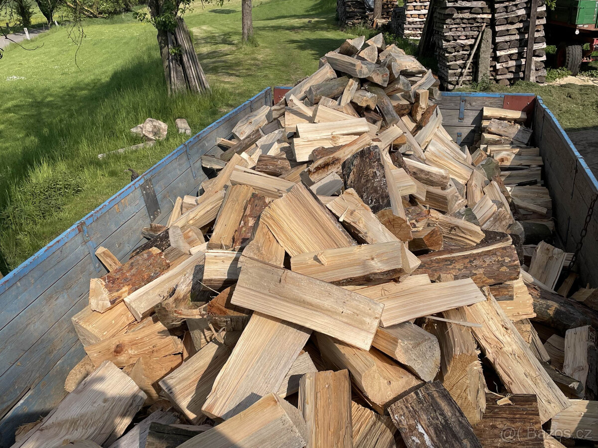 Suché palivové dřevo měkké, tvrdé olše jasan akát - 5