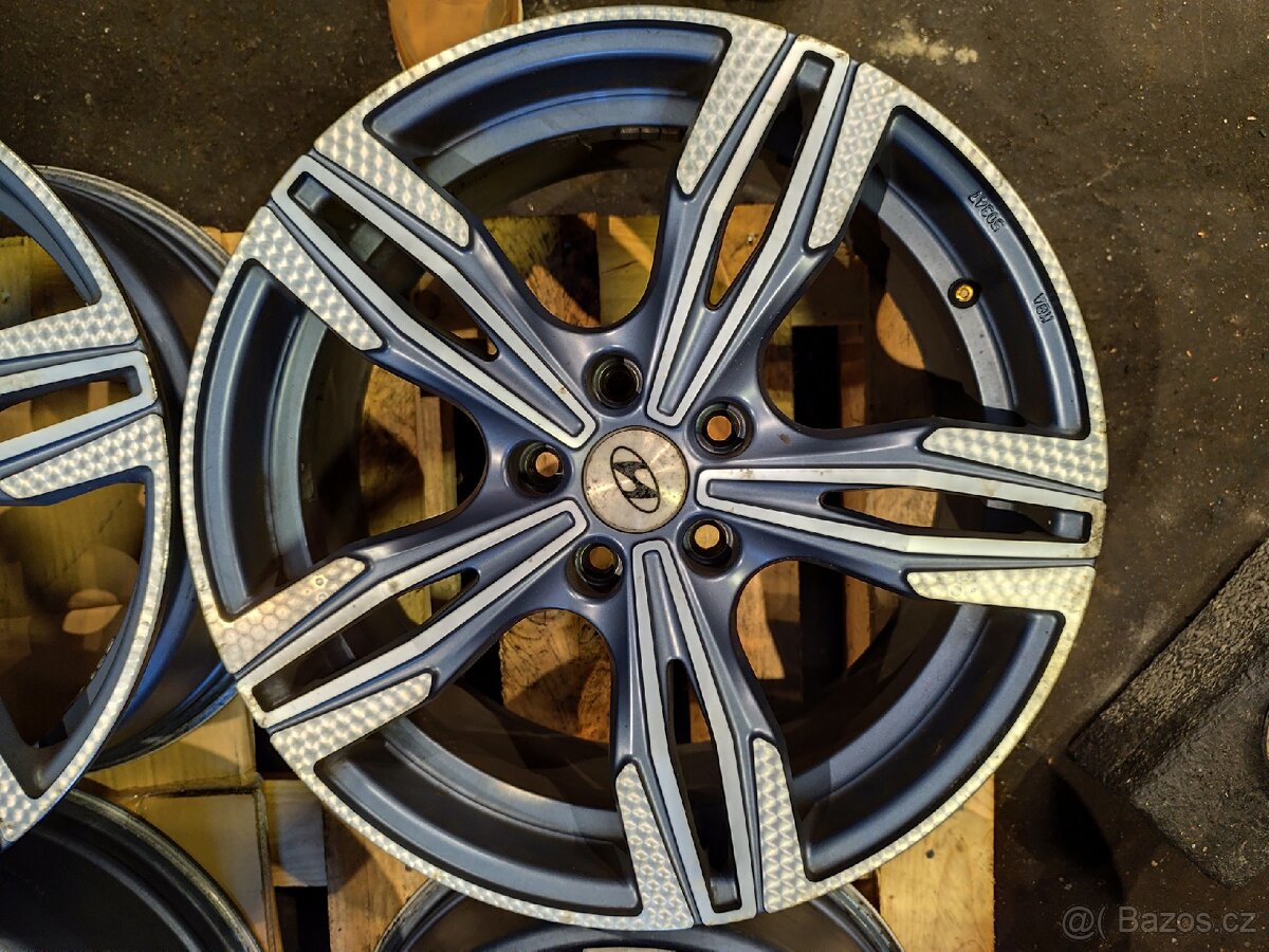 Alu kola R18 5x114,3 ET40 - 5