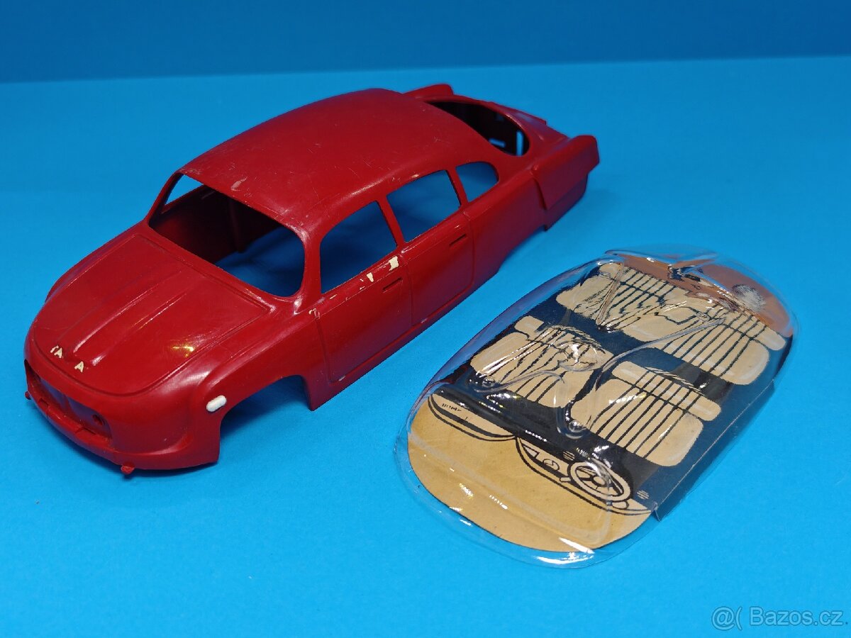 Sklo a interiér kopie pro Tatru 603 Ites - 5