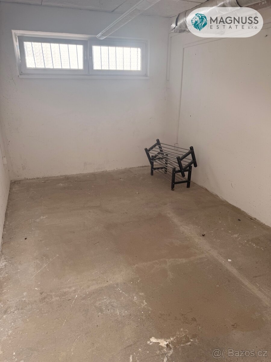 Pronájem garáže na adrese Rokycanova - 5