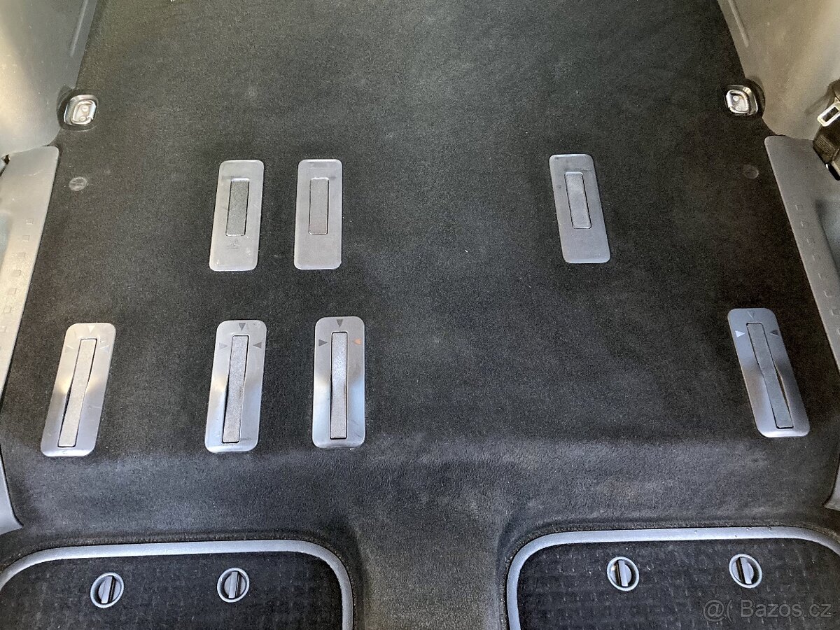 VW Caddy krytky držáků sedaček - 5