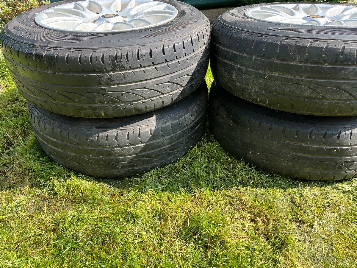 4x alu disky 5x100 R15, letní pneu - 5
