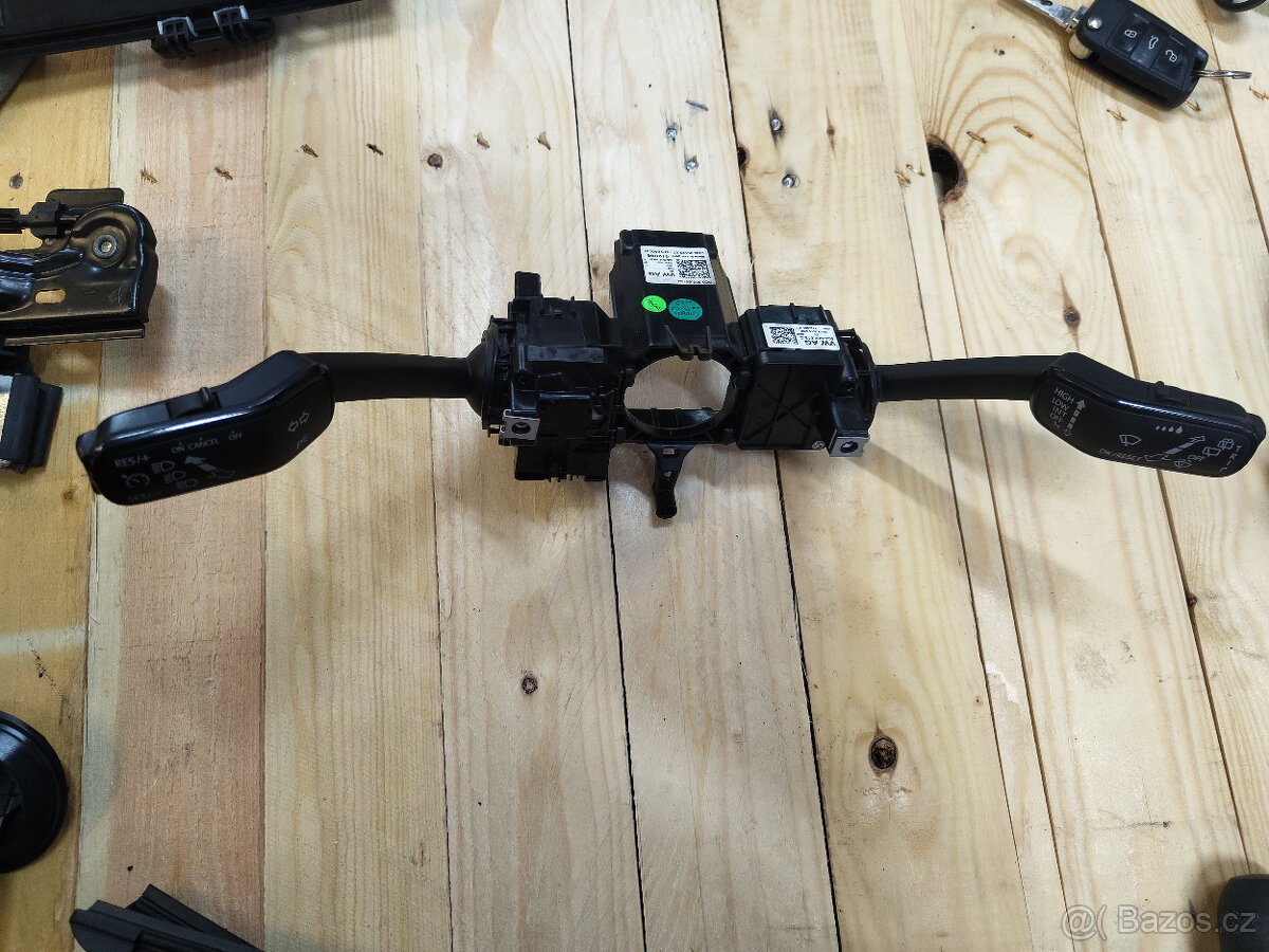 Náhradní díly Ibiza 4 - jednotka, budíky... - 5