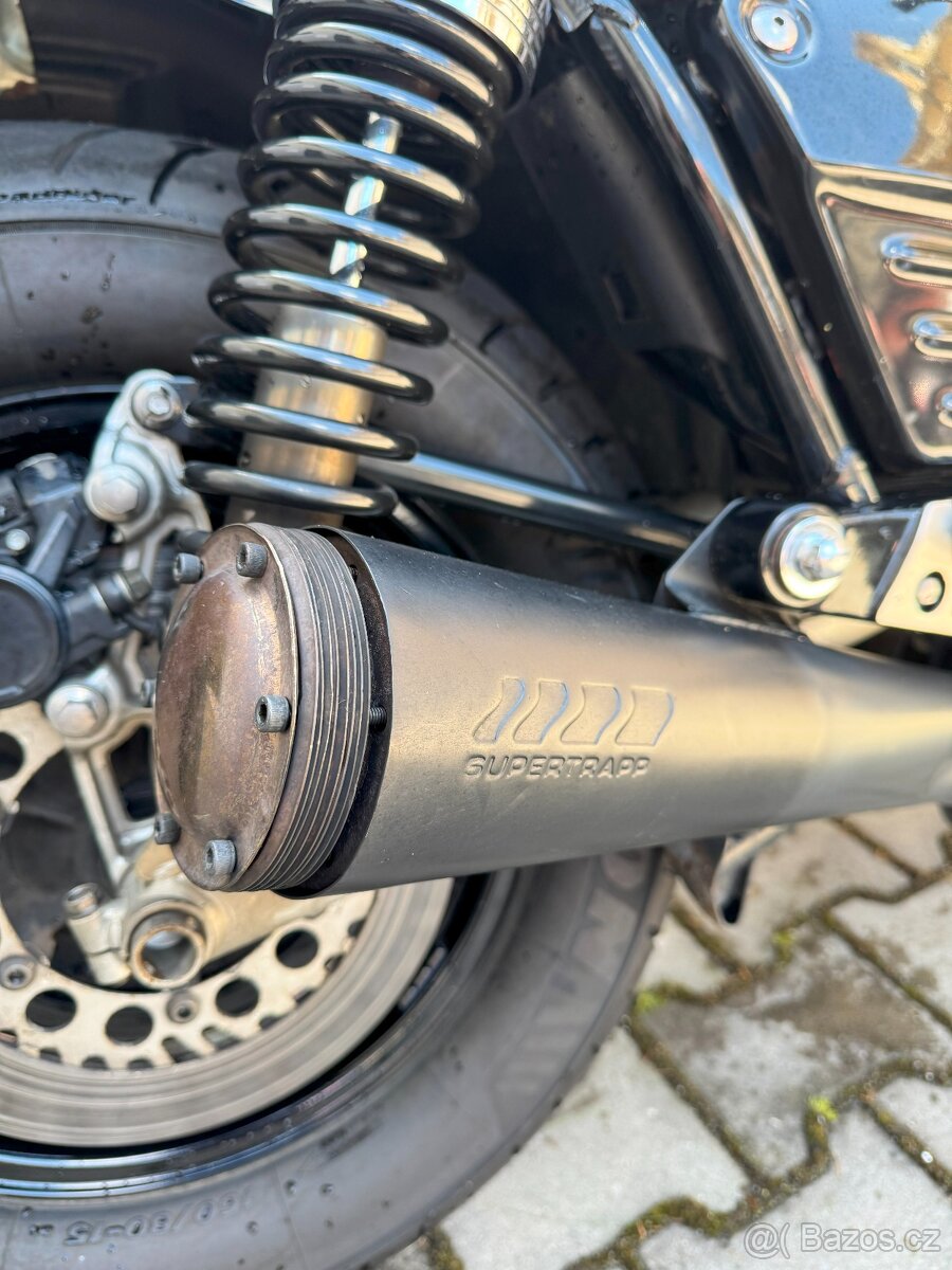 Yamaha Vmax 1200 - 5