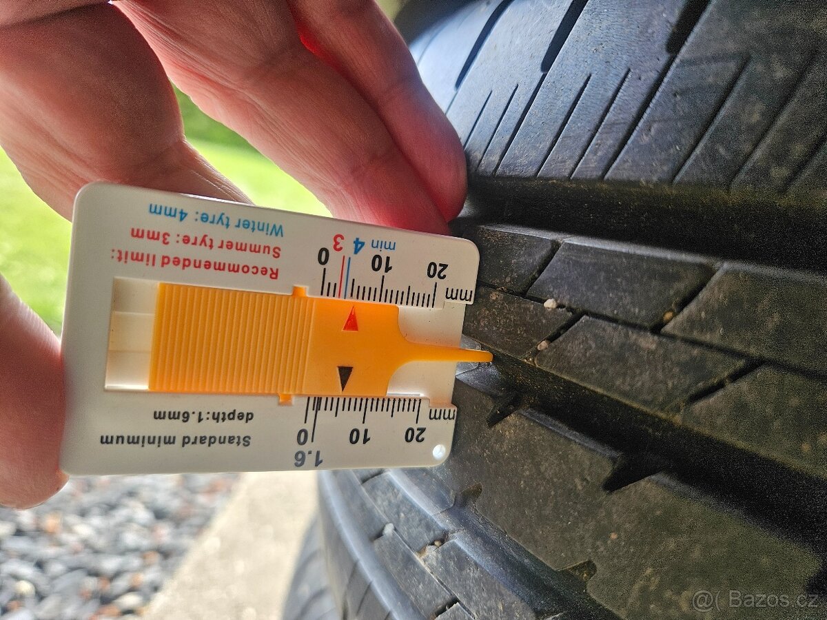 205 60 r16 letní Brigestone Turanza - 5