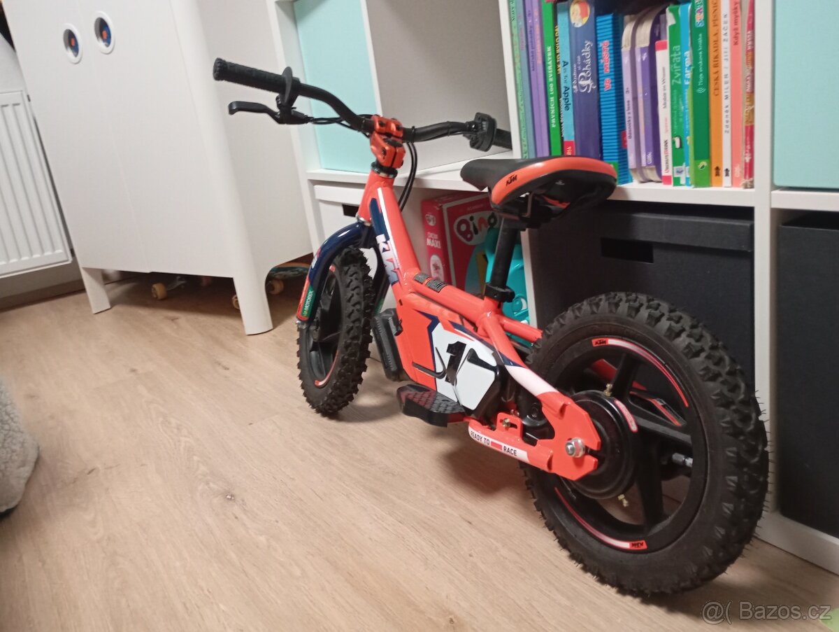 KTM SX-E 1.12 statyc - 5