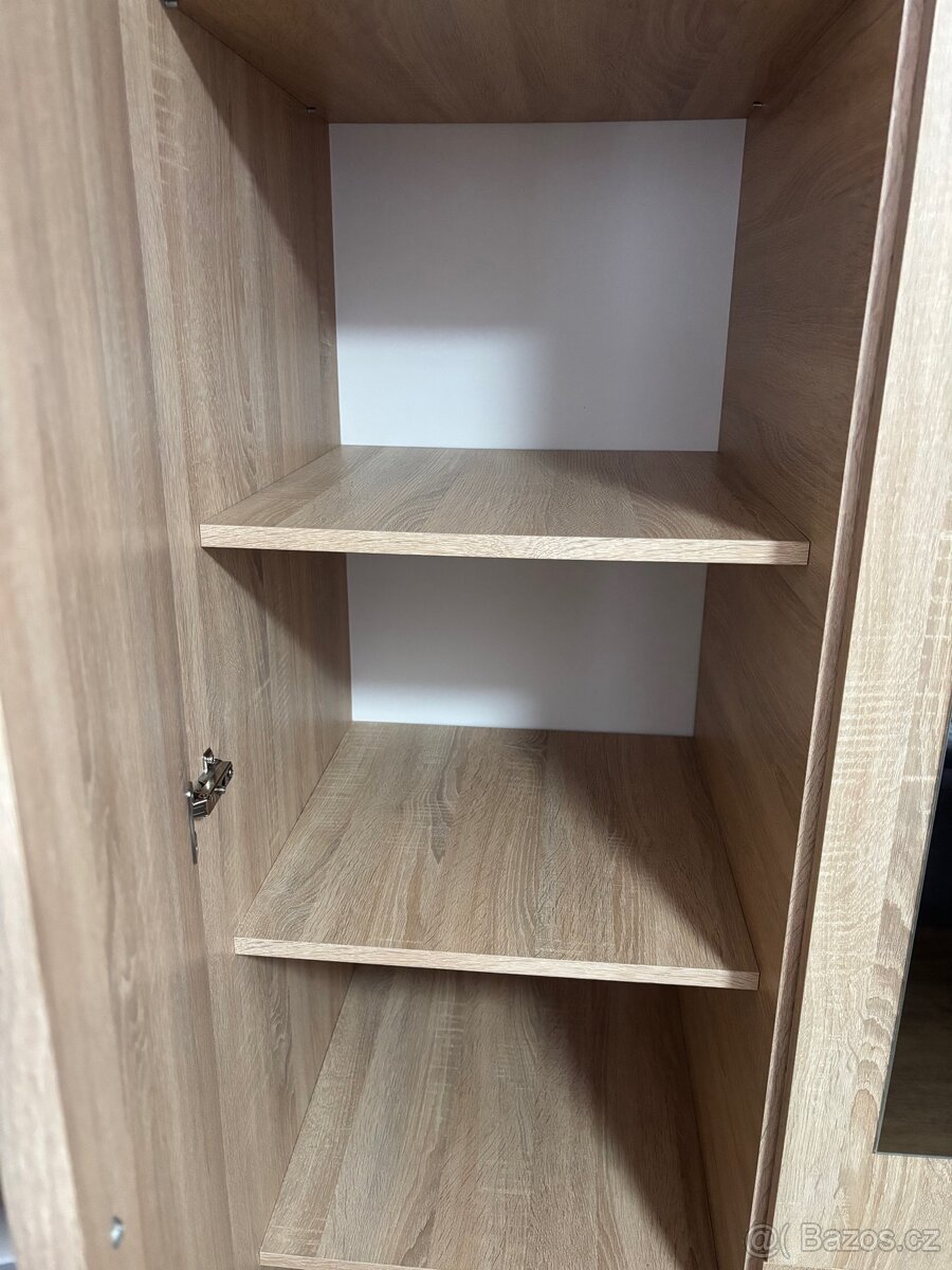 Šatní skříň - 5