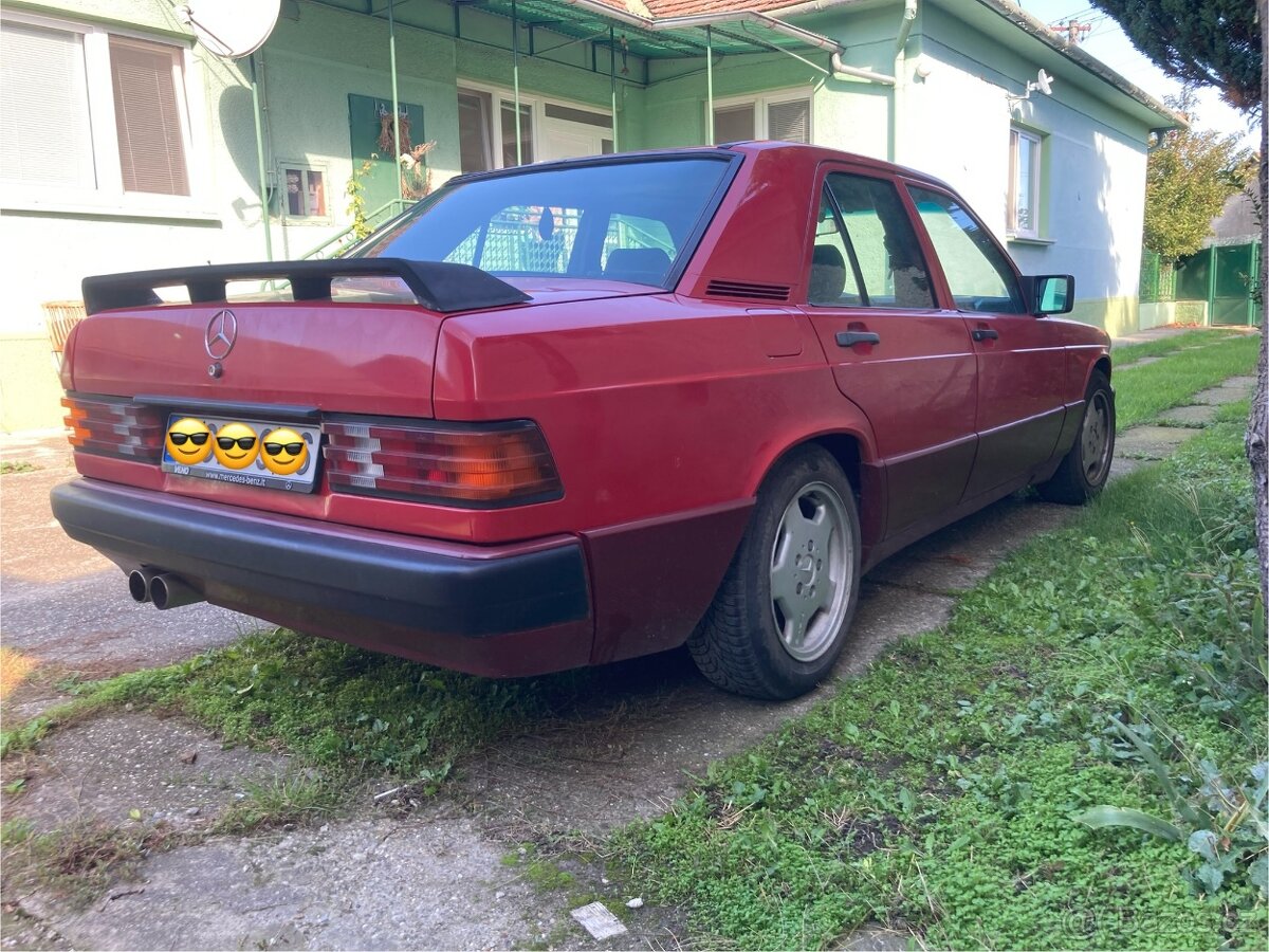 Mercedes-Benz W201 2.6, MANUAL 5 - 5