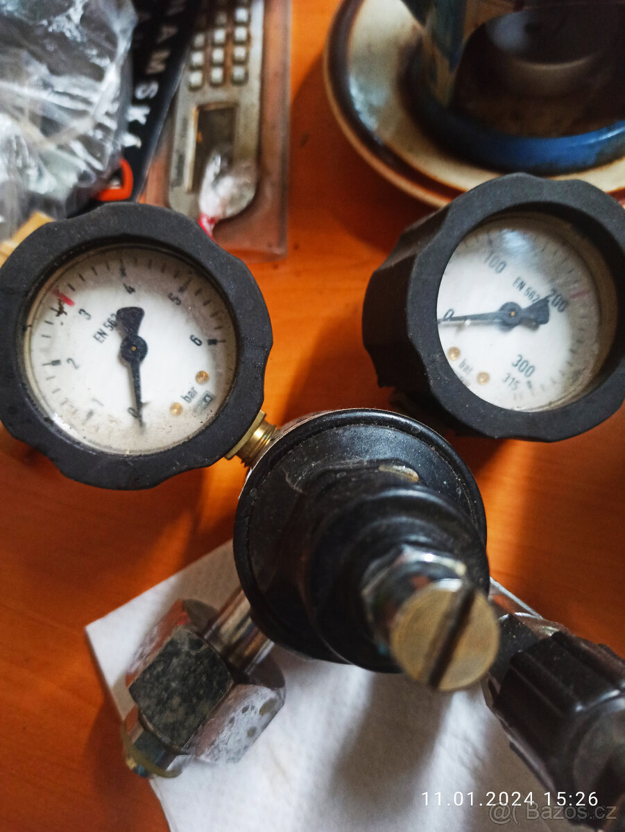 Keg sudy a naražeče, regulátor tlaku - 5
