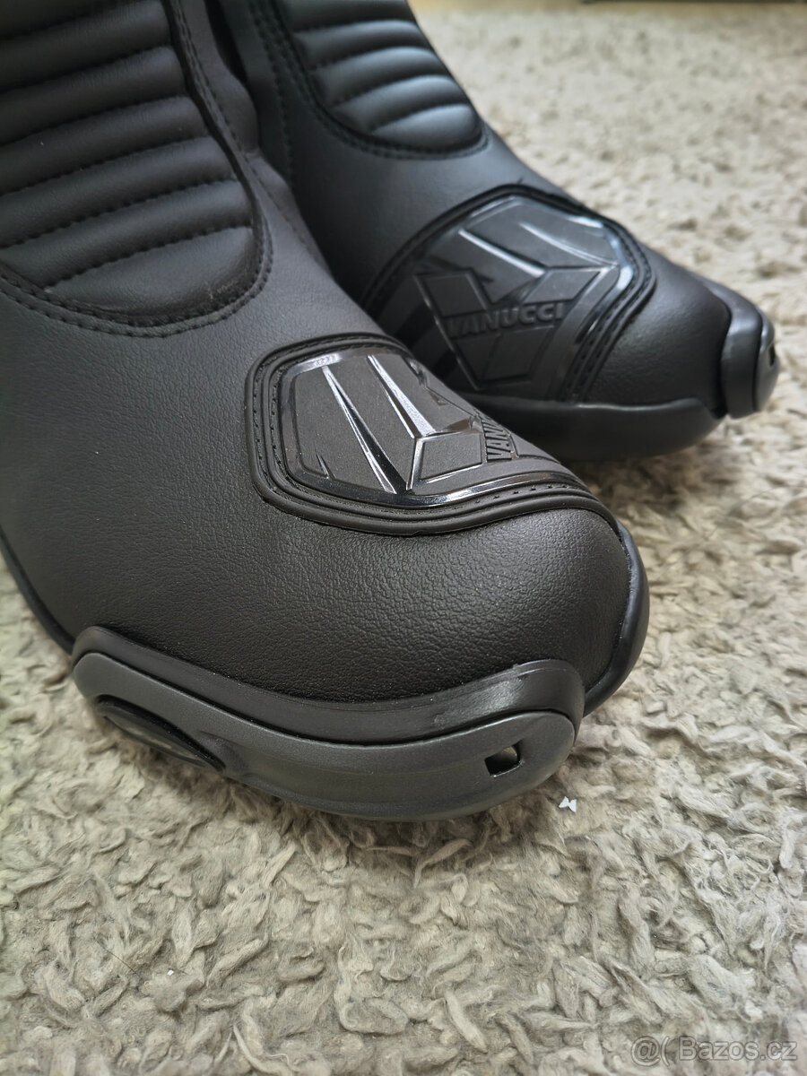 Vanucci RV5 vel. 42 - 5