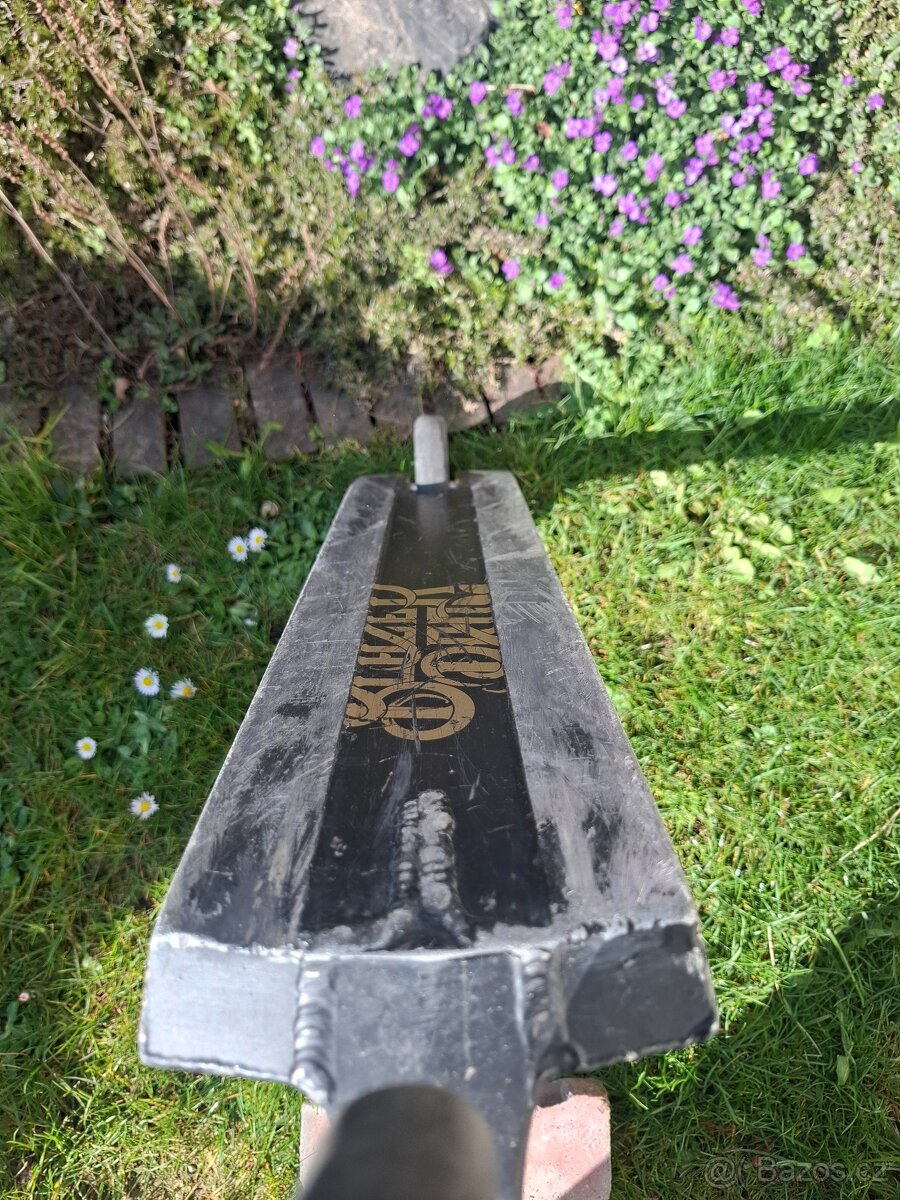 Freestyle koloběžka Blazer Pro - 5