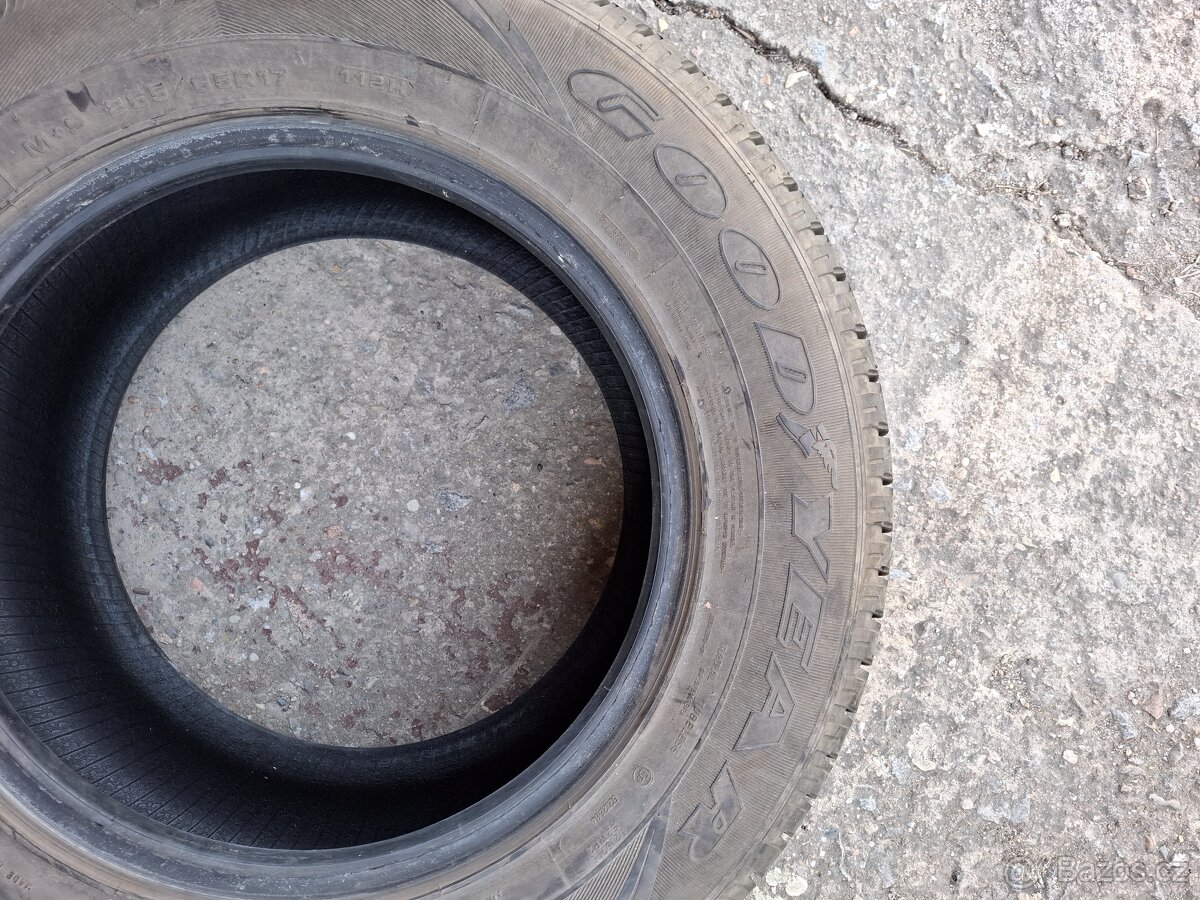 Goodyear Wrangler 265/65 R17