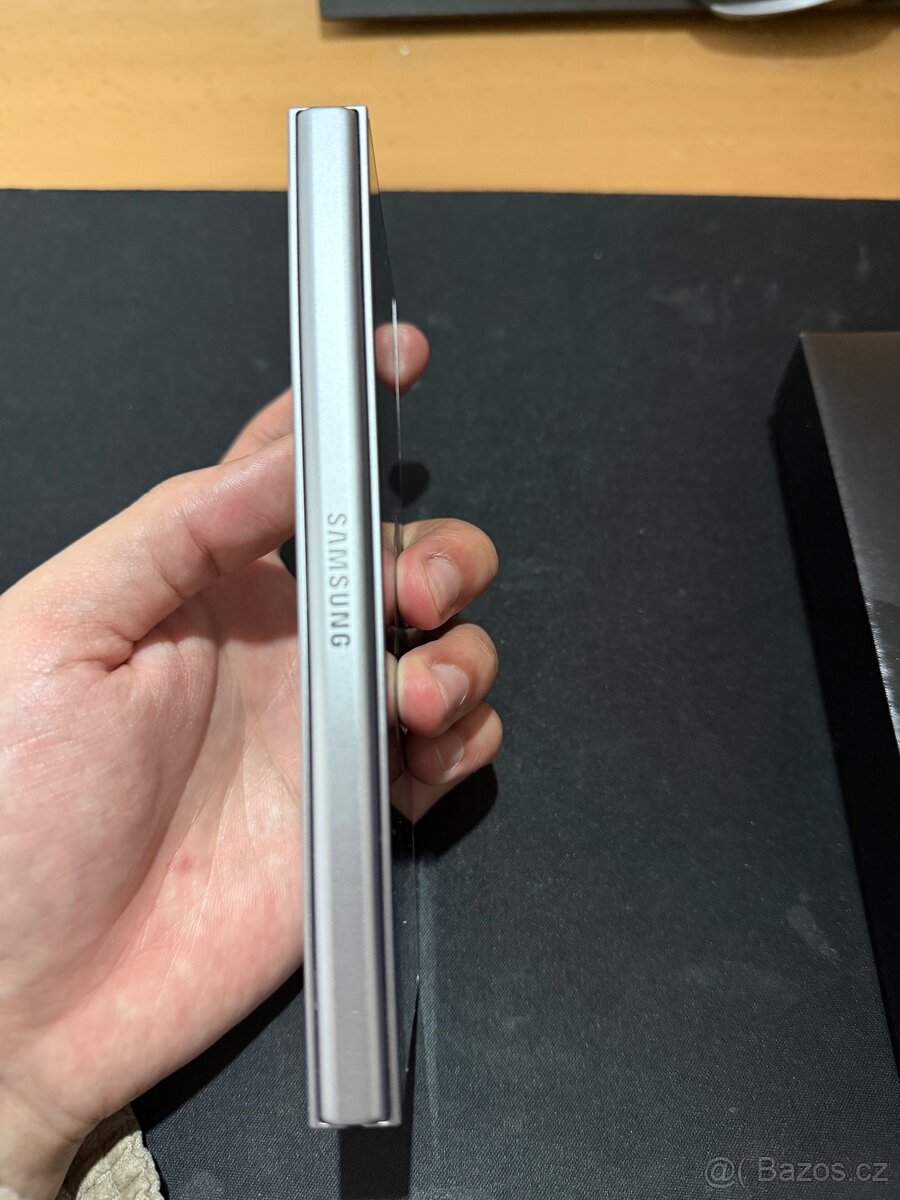 Samsung Z Fold 6 12/256gb - 5