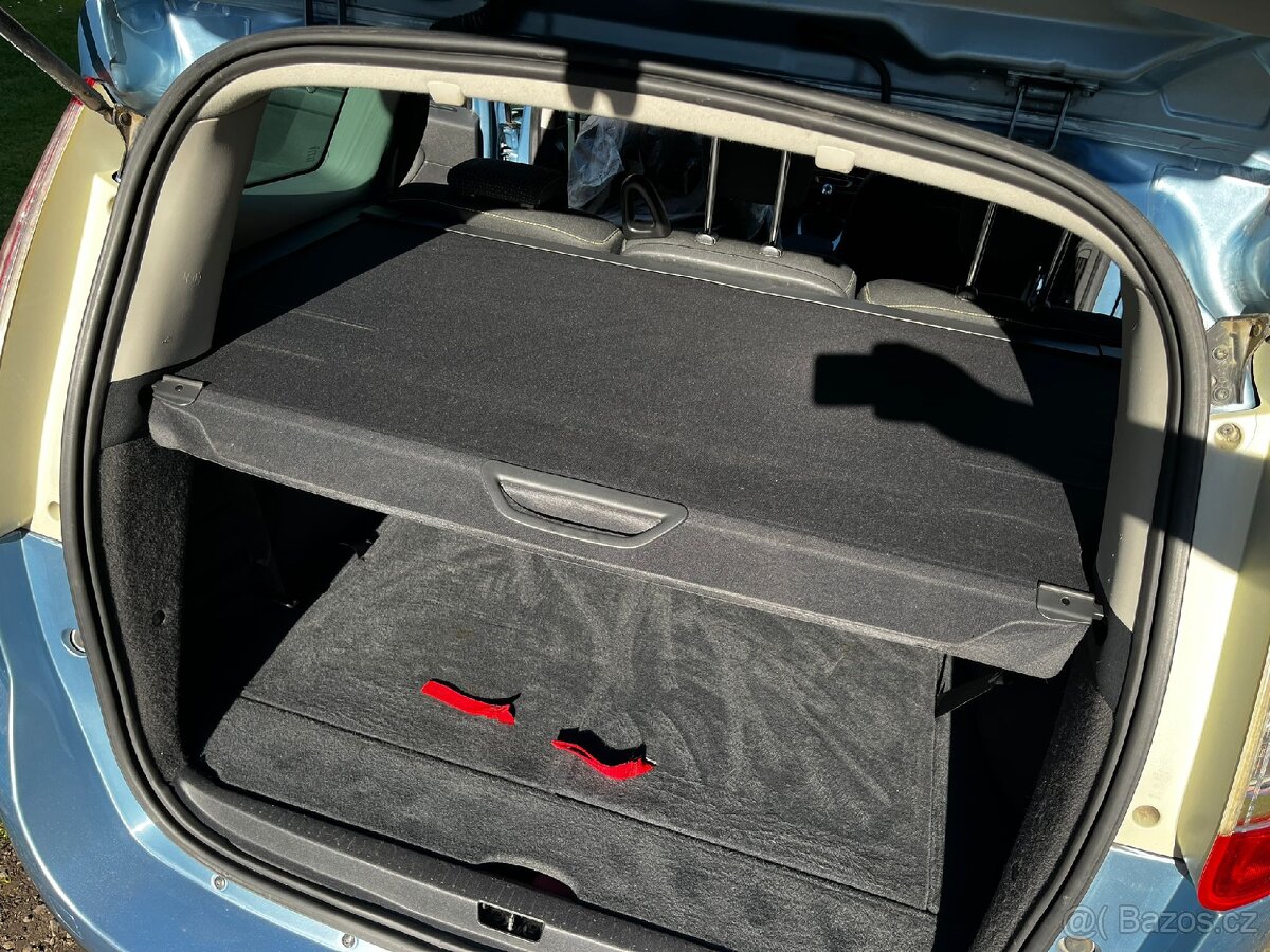 Rodinný a Úsporný Vůz: Renault Scénic 1.5 dCi, 7 MÍST - 5