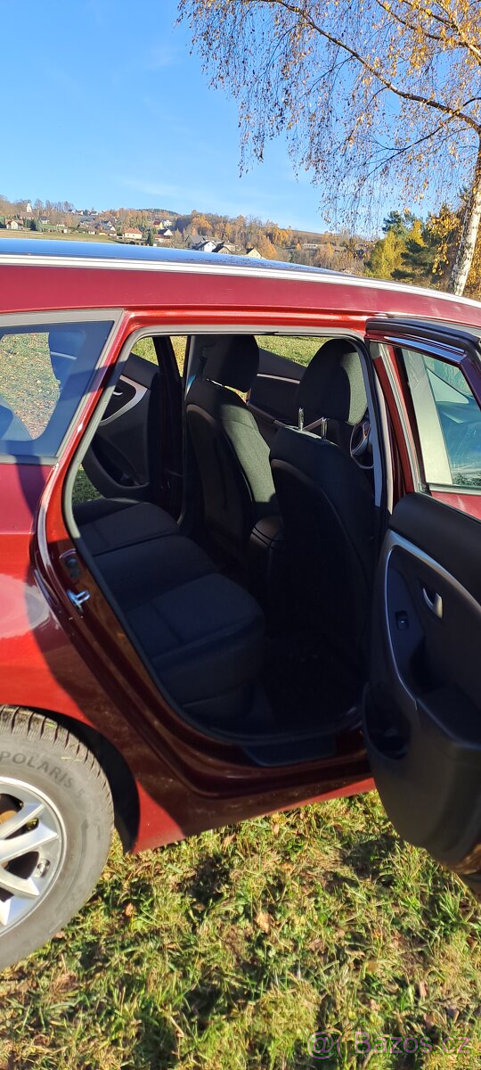 PRODÁM HYUNDAI I30 COMBI - 5