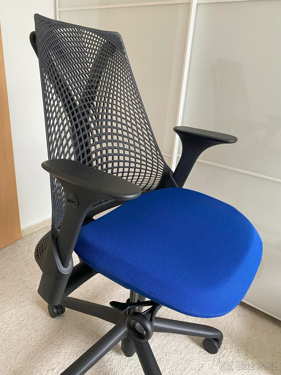 Kancelářská židle Herman Miller Sayl Blue PC 19200,- ZÁNOVNÍ - 5