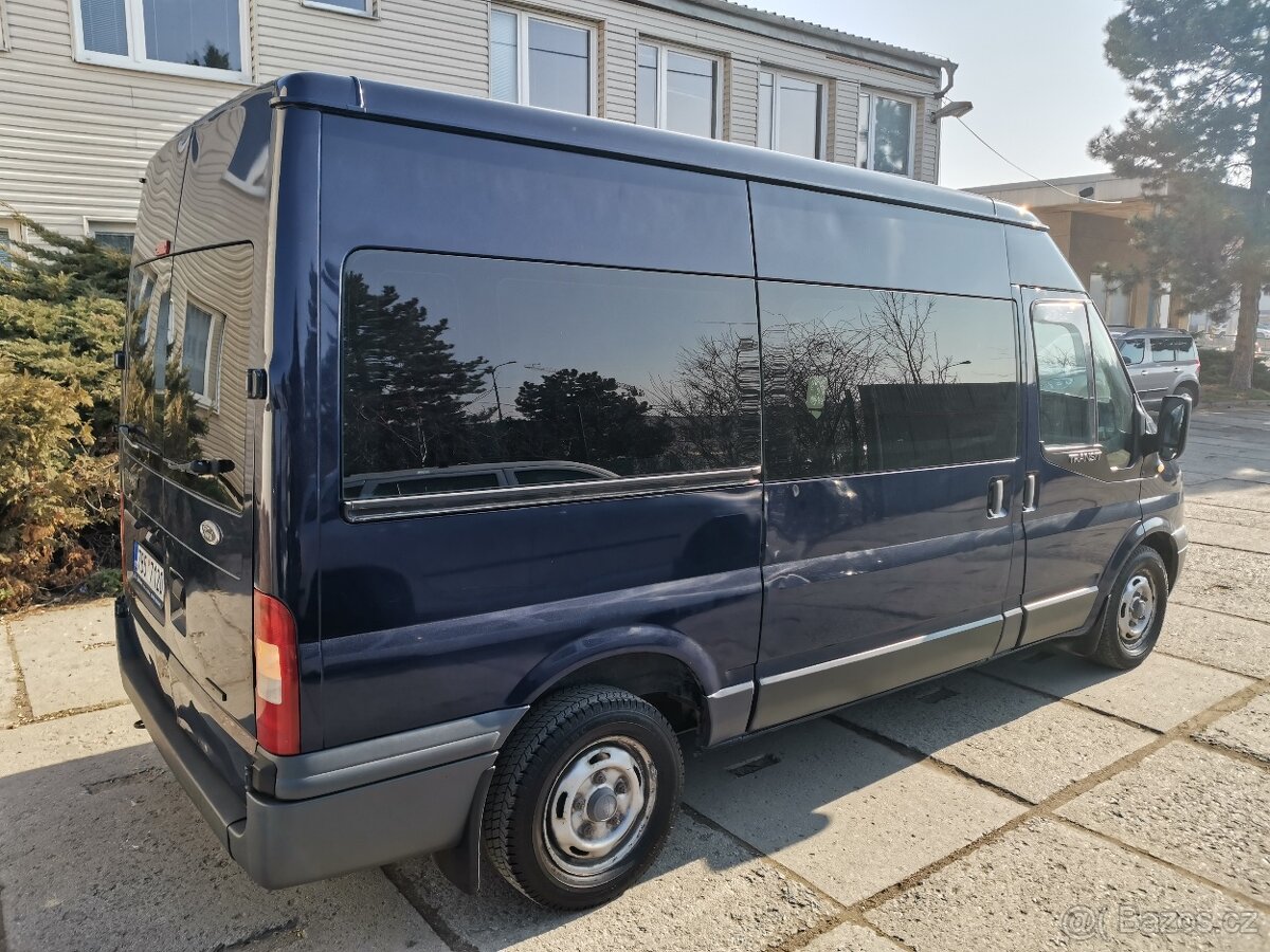 Ford Transit bus - 9 míst, rok 2010, 2,2 nafta 103kW - 5
