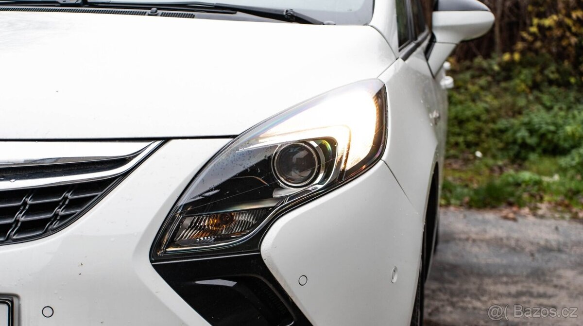 Opel Zafira Tourer 1.4 Benzín + LPG - 5