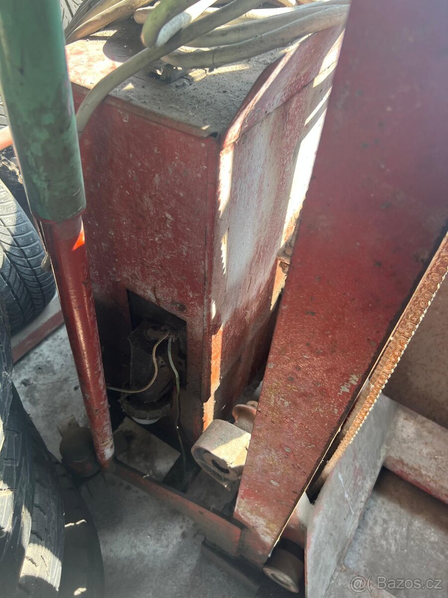 Elektrický paleťák Belet - 5