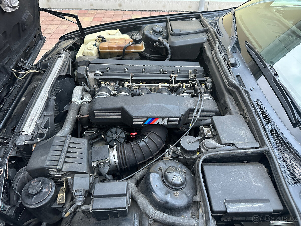 BMW M5 E34 3.6 L r.v. 1989 dovoz CH - 5