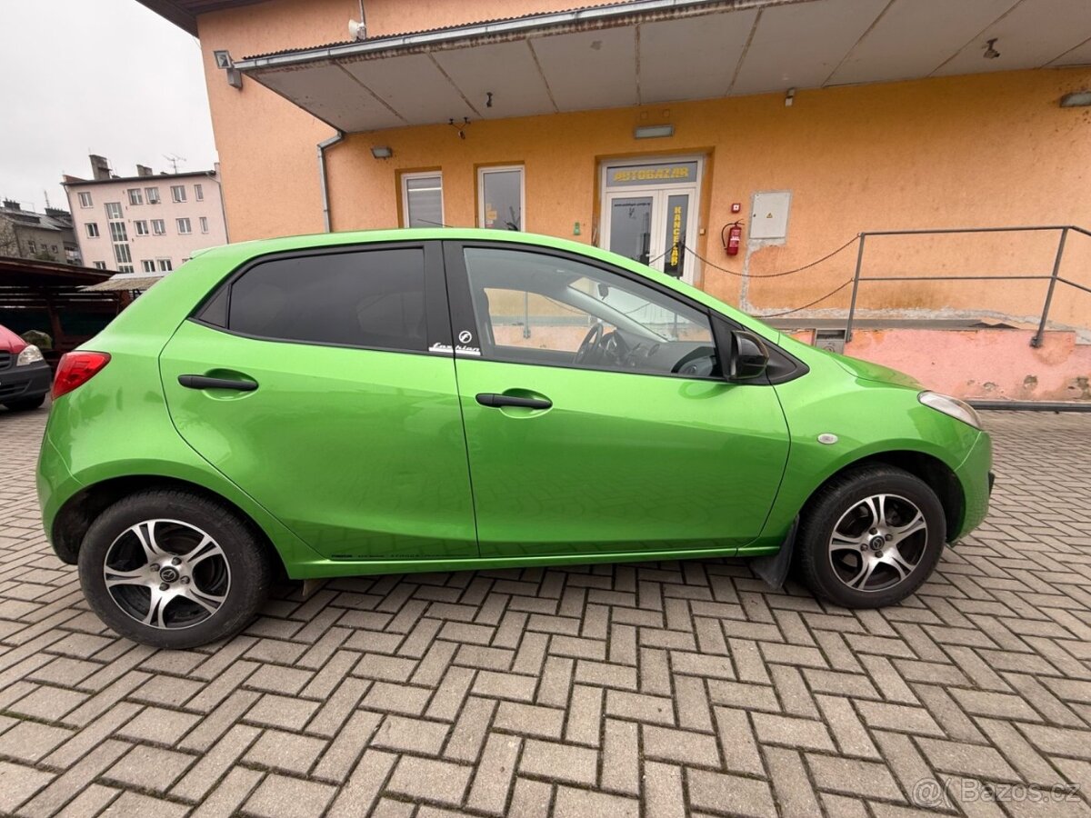 Mazda 2 1.3 - 5