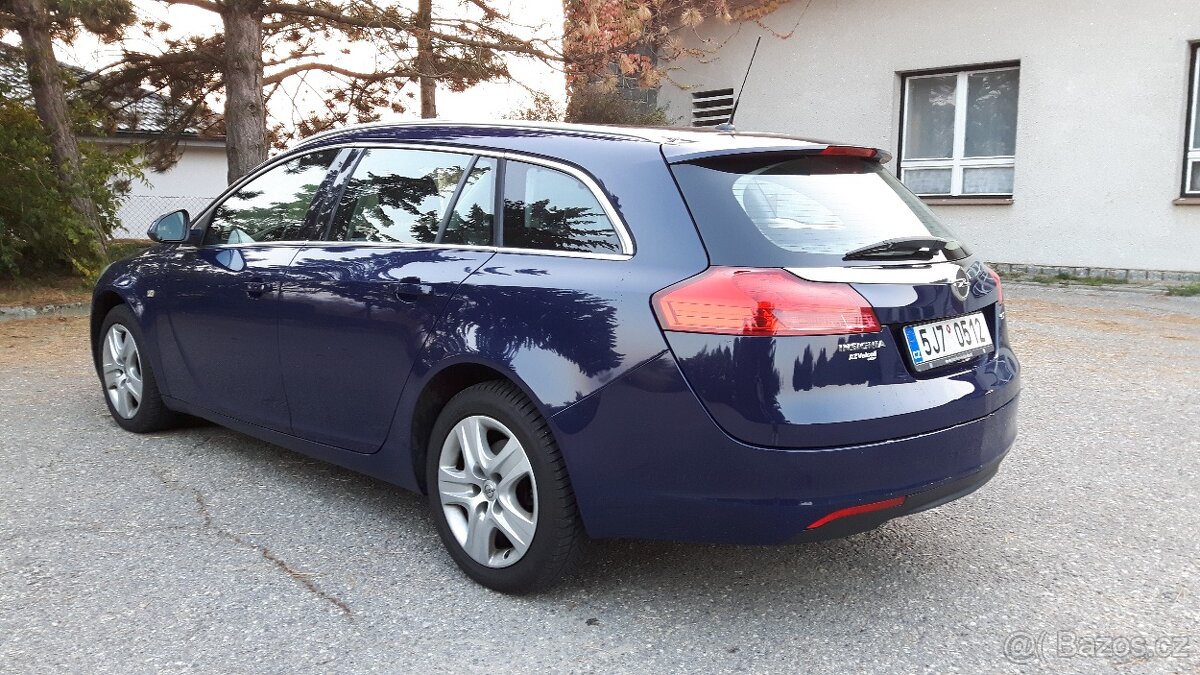 Opel Insignia 2.0 CDTI r. 2013, Tempomat, Auto. klimatizace - 5
