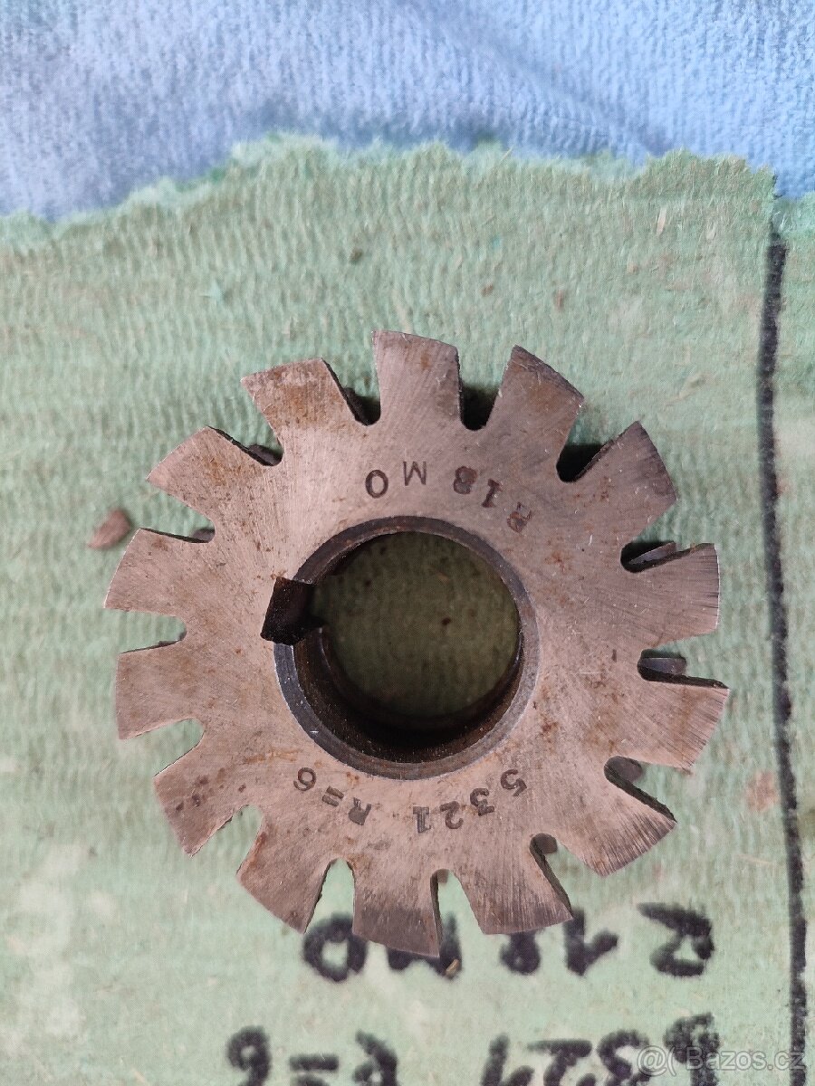 Kotoučová fréza půlkruhová vydutá nástrčná - 5