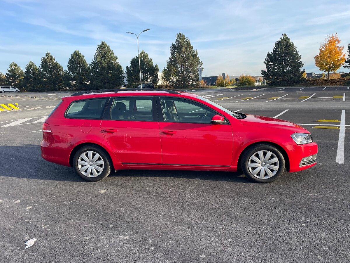 VW Passat B7, 1,6 TDI, tažné, digi klima, servisní kniha - 5