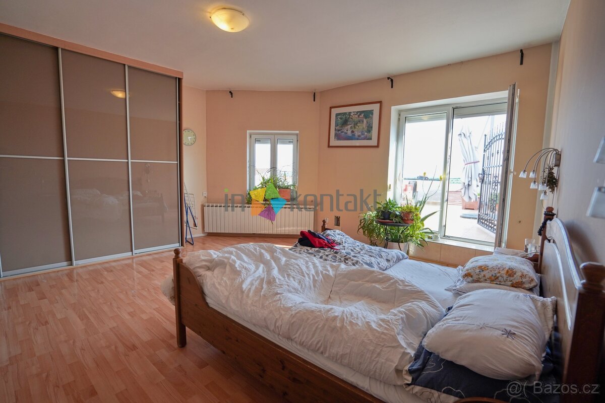 Prodej byty 3+1, 192 m² - Znojmo, ev.č. 00421 - 5