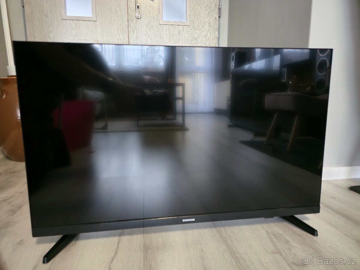 Samsung UE32T4002AK - 5