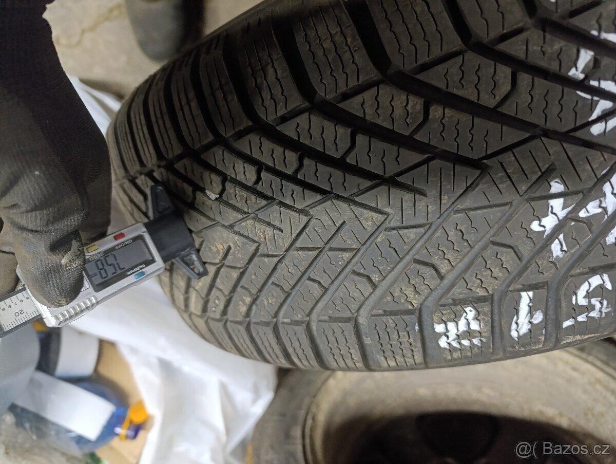 215/55 R17 98H Pirelli - 5