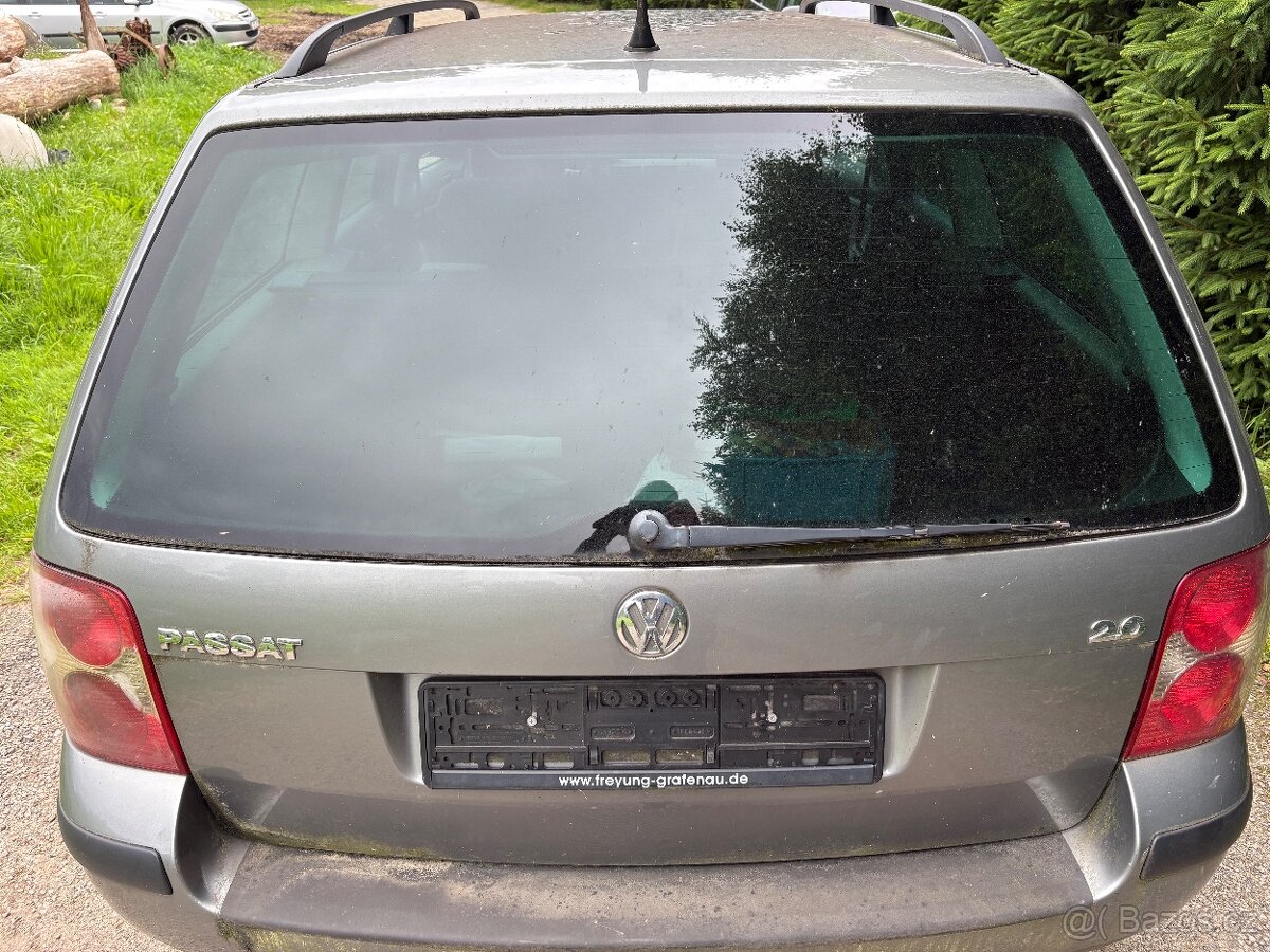 VW PASSAT B5.5 Náhradní díly LD7W 2.0i ALT - 5