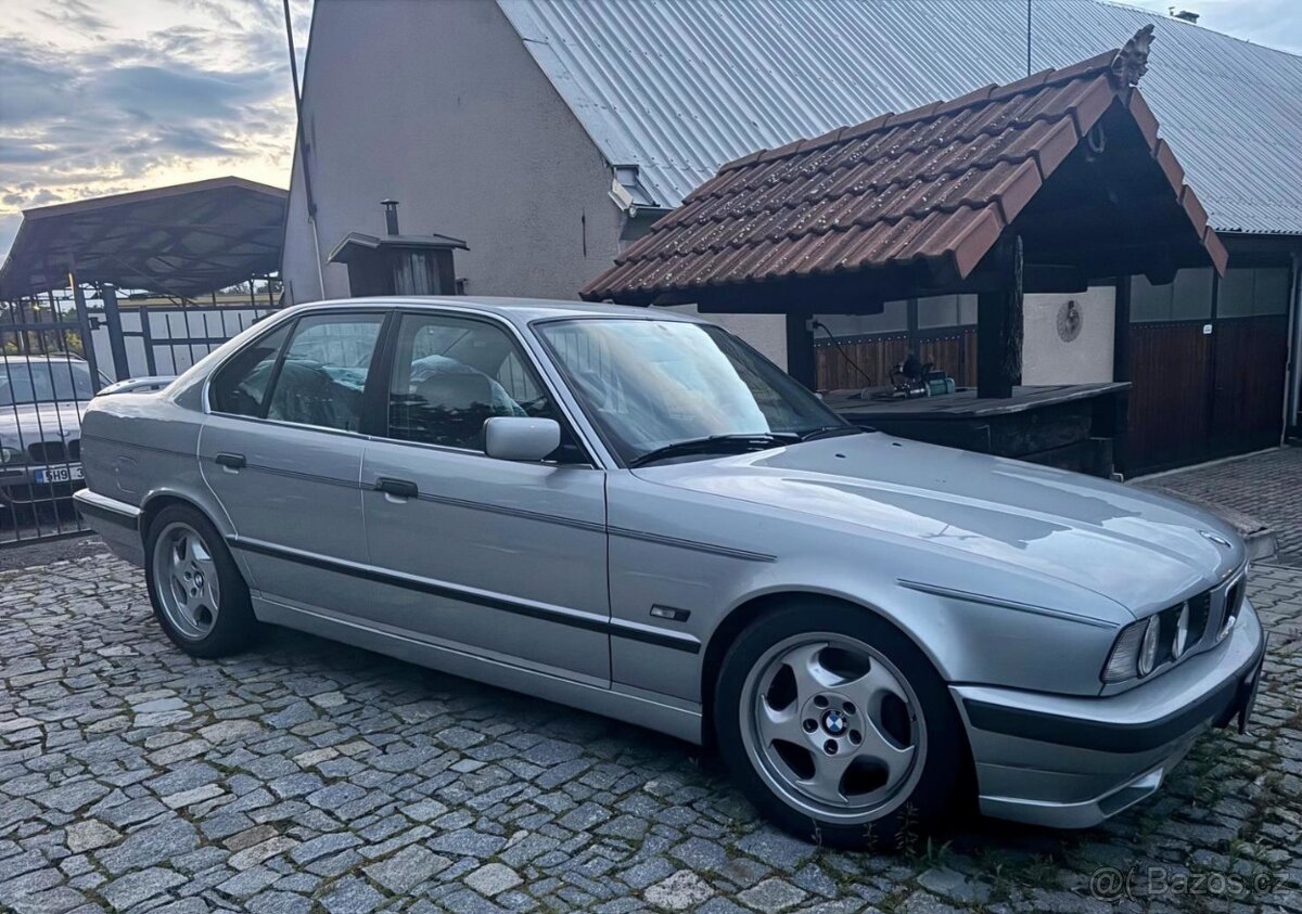 BMW E34 540i Manual - 5