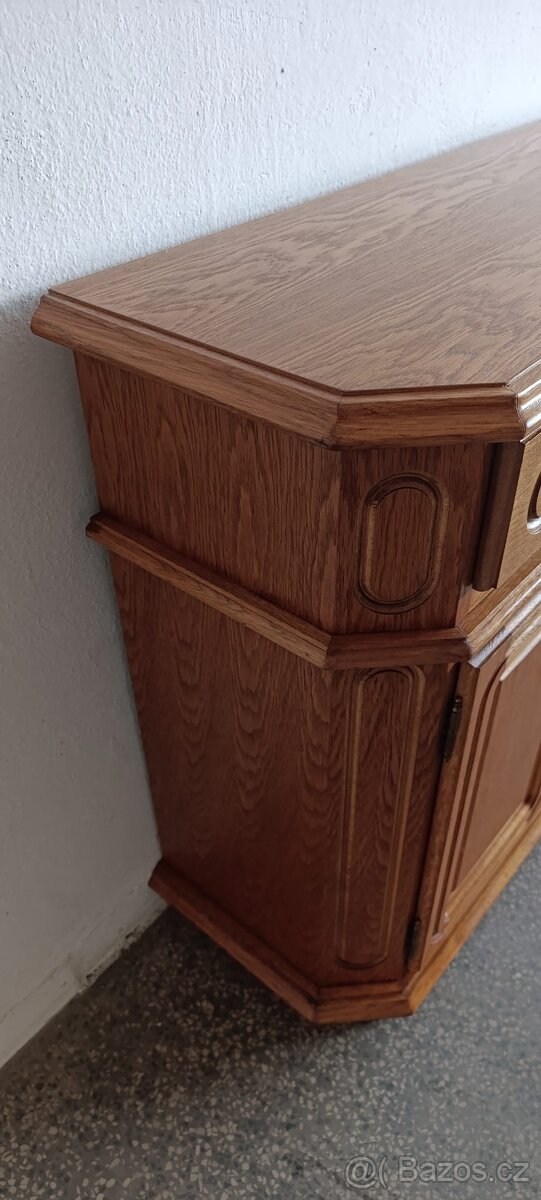 Komoda, masiv, Nábytek s příběhem - 5