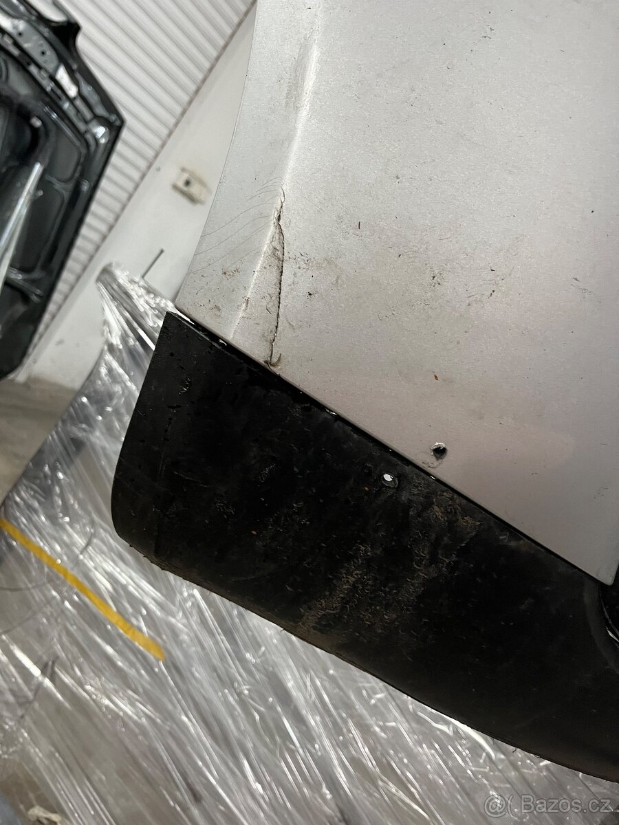 Vw Touran přední zadní nárazník LA7W stříbrný maska - 5