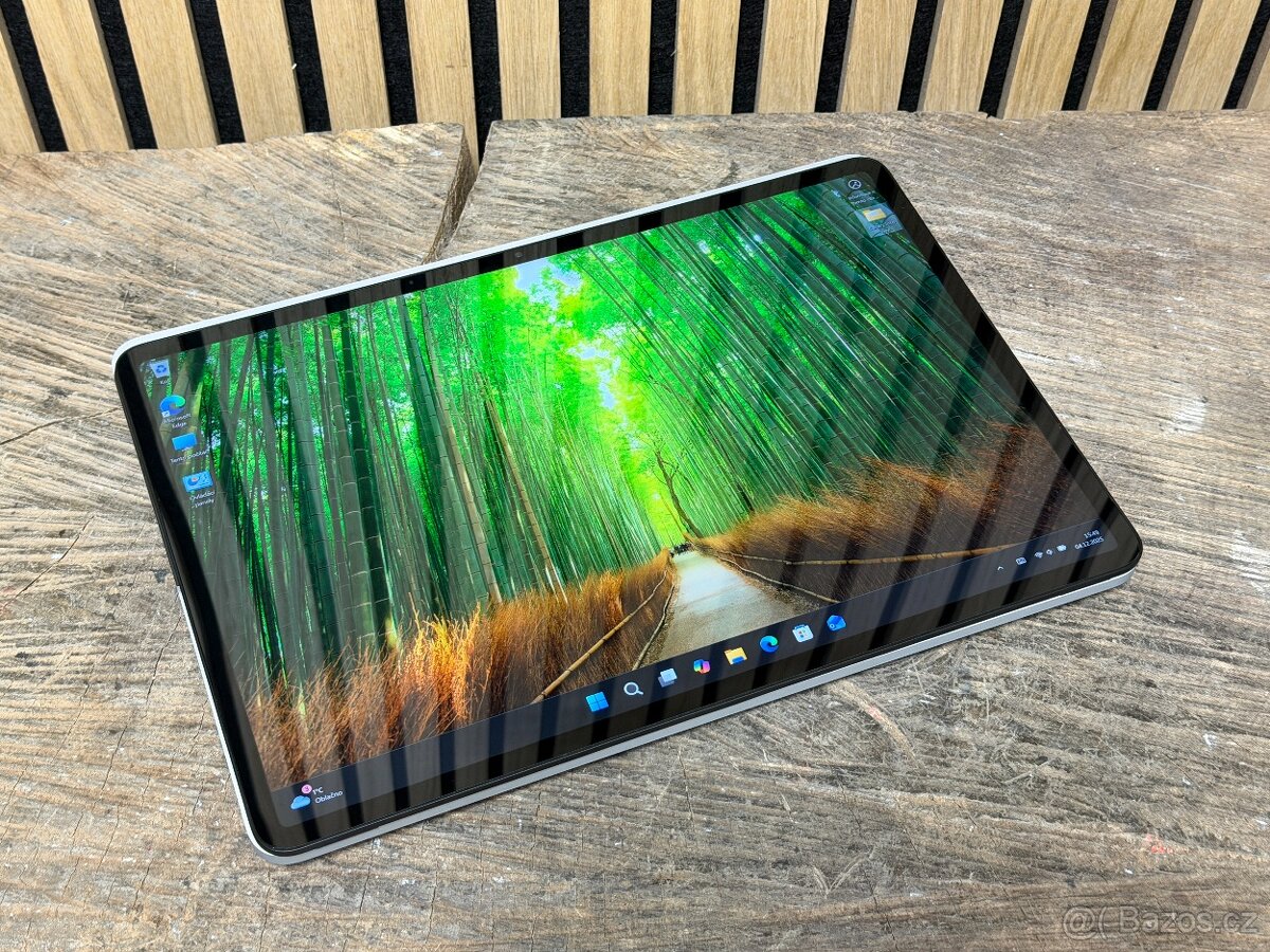 Microsoft Surface Laptop Studio - 14.4" 120Hz, i5-11300H - 5