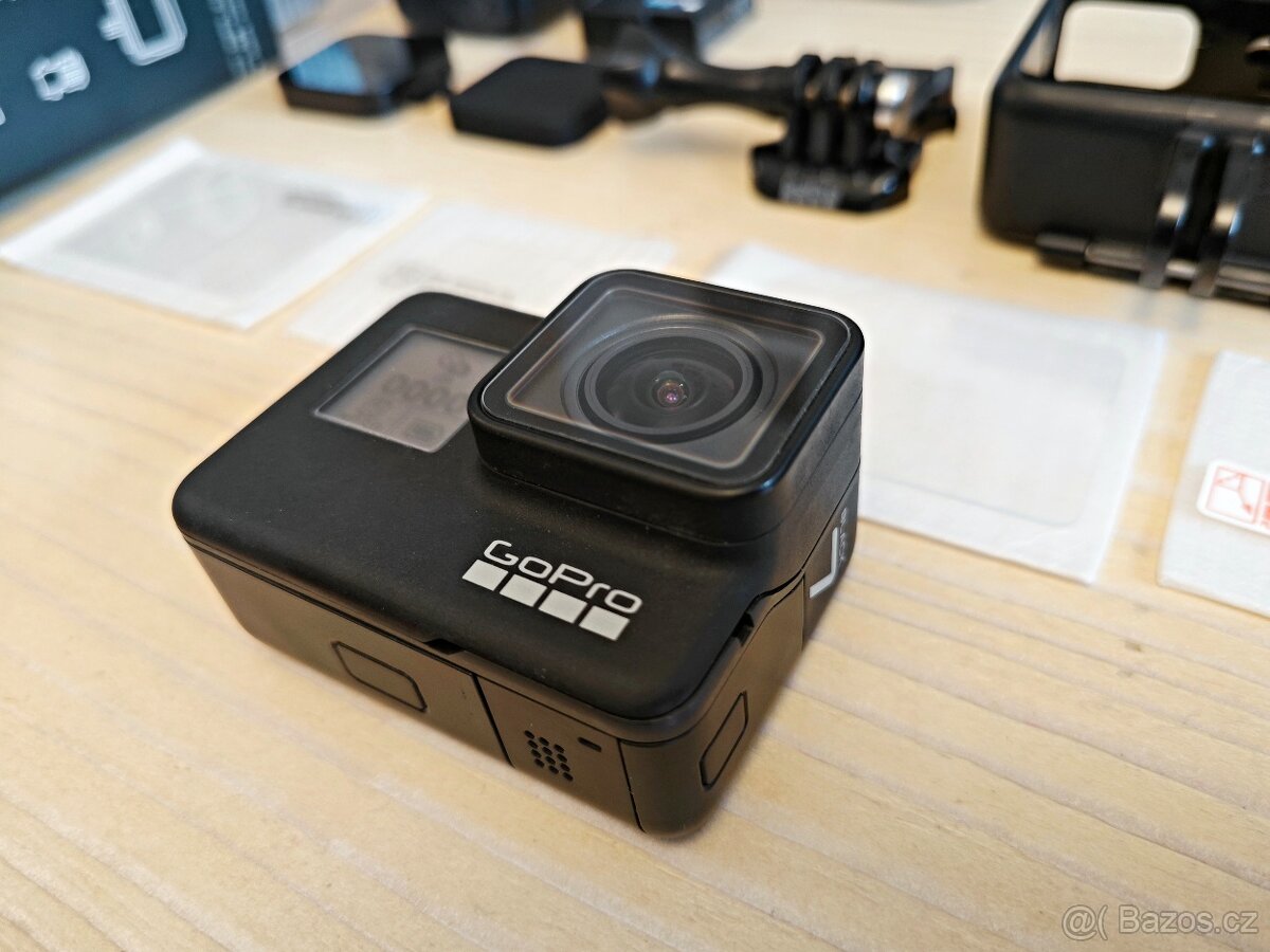 GoPro Hero 7 Black vč. bohatého příslušenství - 5