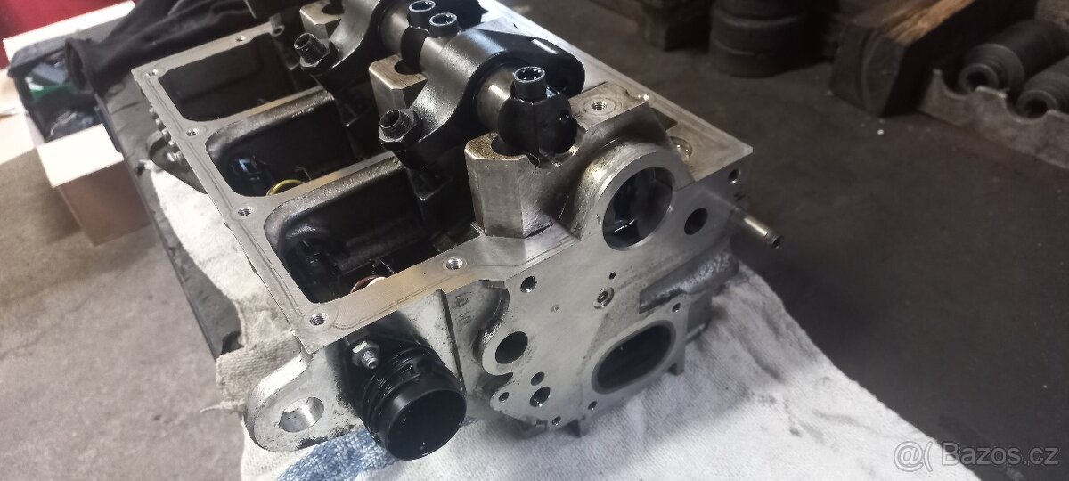 Hlava motoru ŠKODA Fabia II / Romster - 5