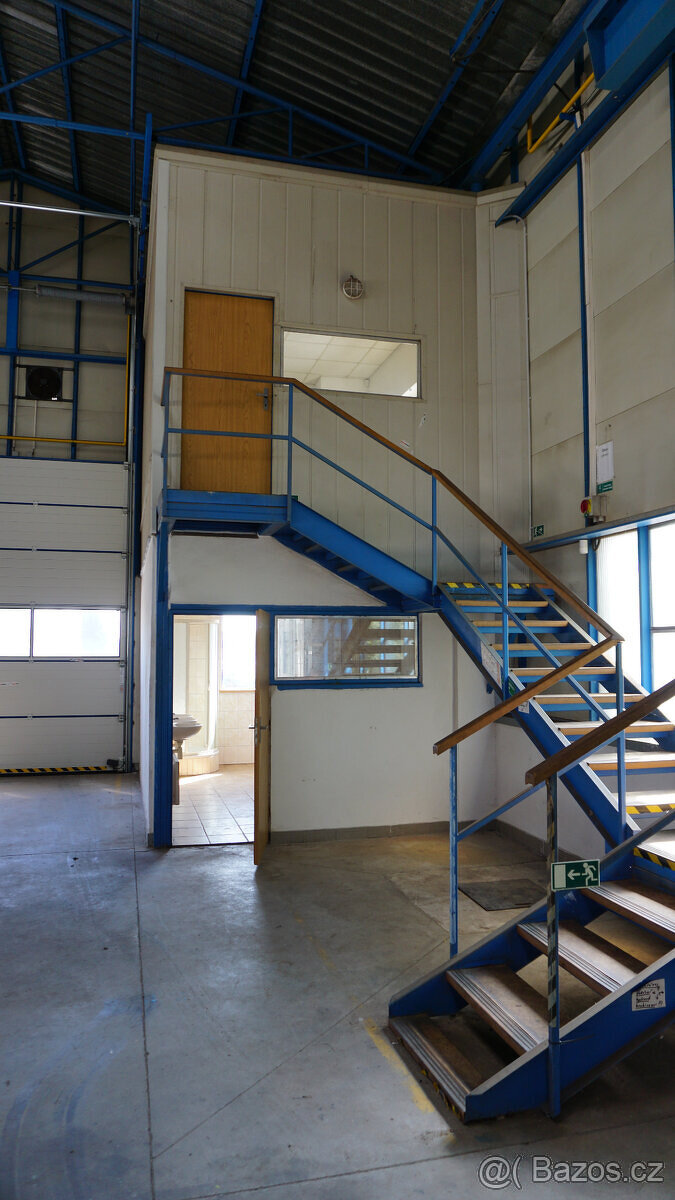 výrobní hala 600m2, skladovací prostor - 5