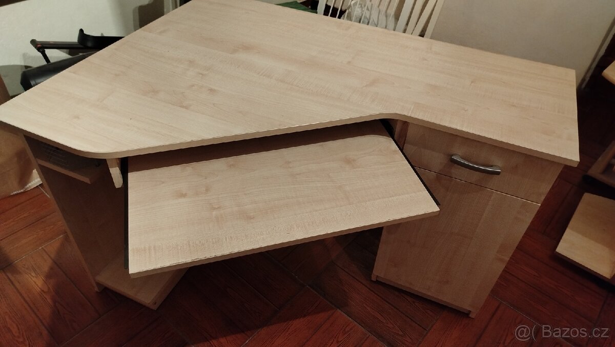 Psací stůl rohový - 5