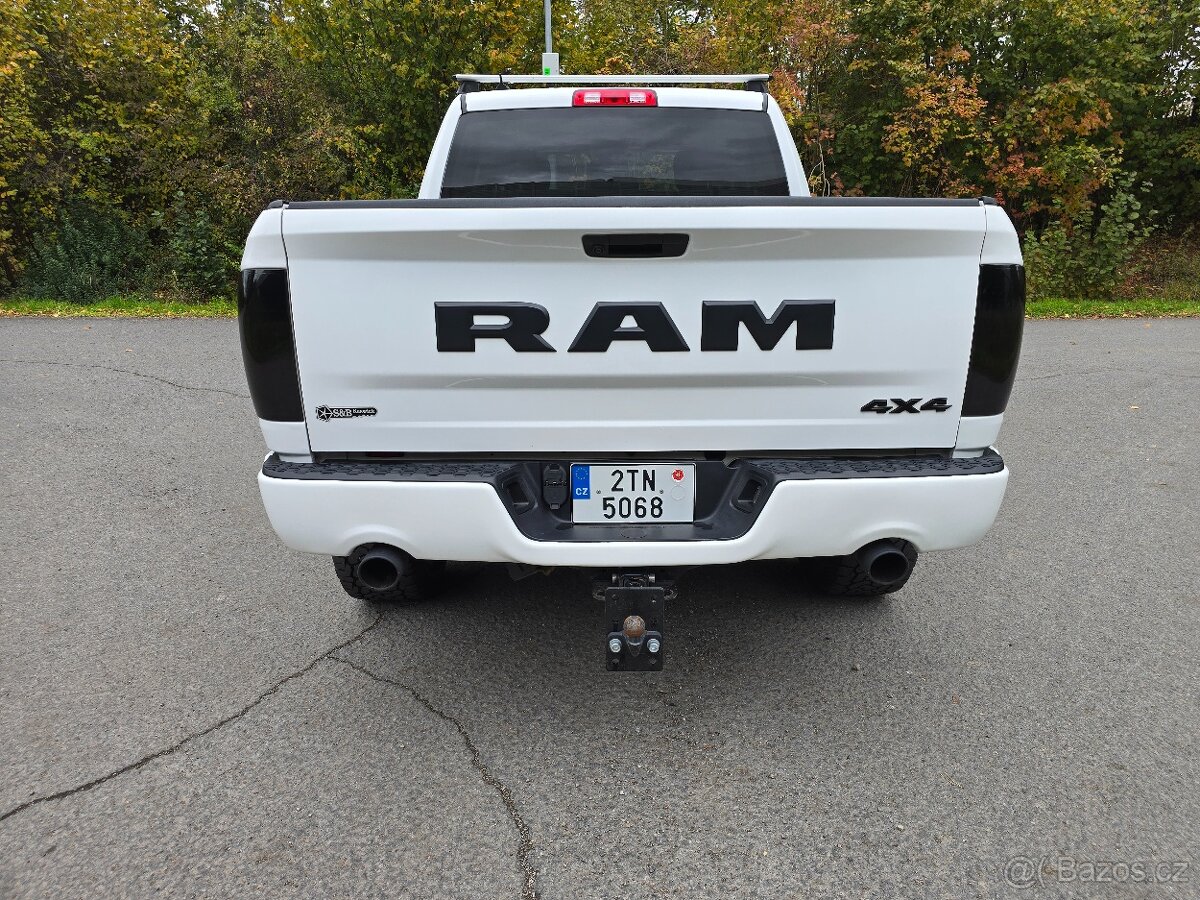 Dodge Ram 1500 4X4 5.7 Hemi - LPG, DPH, r. 11/ 2019 - 5